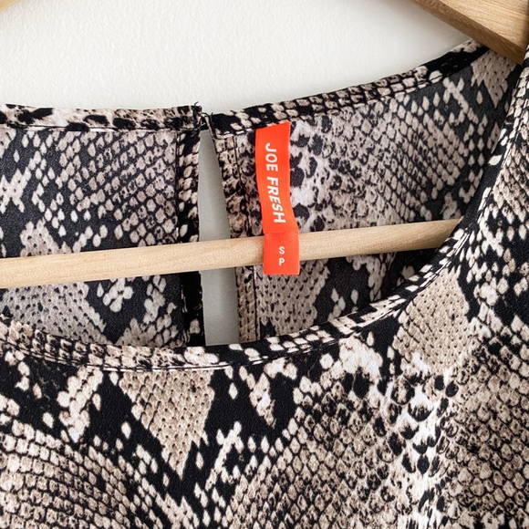 Joe Fresh Snakeskin Print Ruffle Hem Long Sleeve Dress – Size Small - Picture 11 of 13